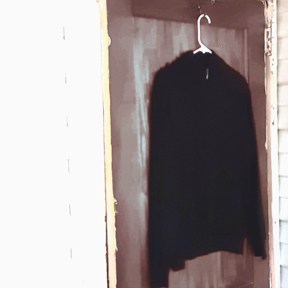 Neiman Marcus 1/4 zip wool & acrylic sweater